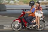 girls_on_bikes_06