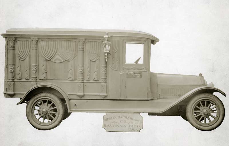A Riddle hearse from 1914