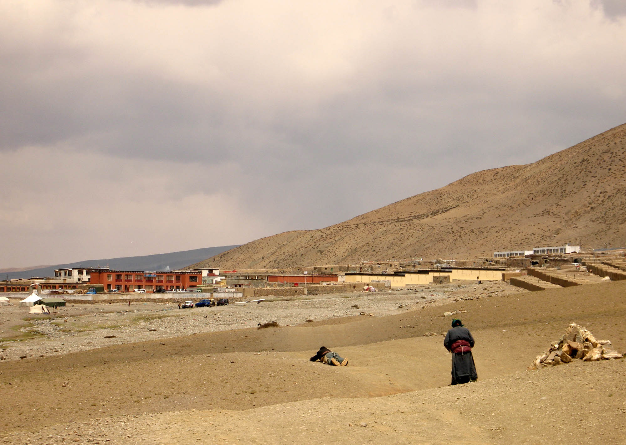 Prostrators Near Tarchen, Day 4